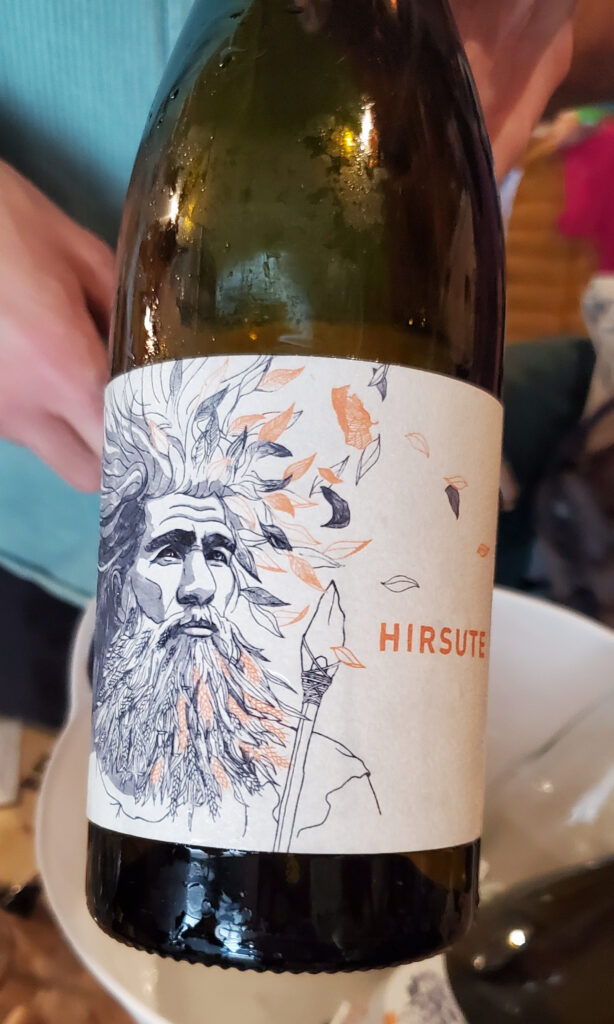 hirsute white wine blend front